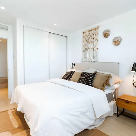 Palm 3 Bdr Terraced House With Jacuzzi 펜션 푸엔히롤라